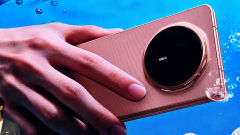 Kézbe fogtuk az aktuálisan legjobb hajlítható telefont, ilyen lesz a Honor Magic V6 kép