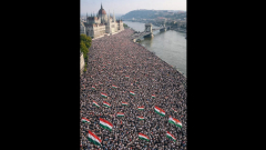 Már a rakpart sem volt elég, AI képpel turbózták fel a Békemenetet, és ez több okból is végtelenül para kép