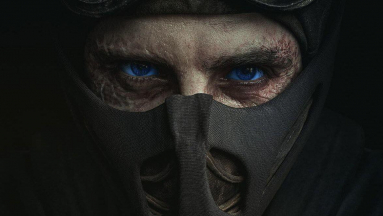 Karakterplakátokon vehetjük szemügyre a Dűne 3 szereplőit, köztük Robert Pattinson rejtélyes alakváltóját kép