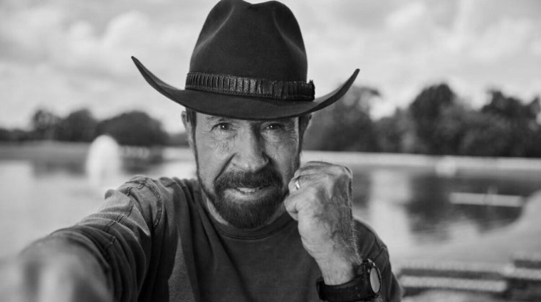 Meghalt Chuck Norris, vele egy egész akciófilmes korszak is távozik bevezetőkép