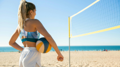 Homok, napsütés és brutális leütések: jön a Smash by Meló-Diák strandröplabda bajnokság kép