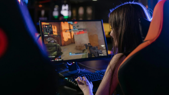 A TCL következő monitorja a 640Hz-et is elérheti kép