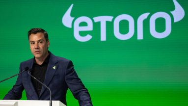 Kriptotárcát vesz az eToro kép