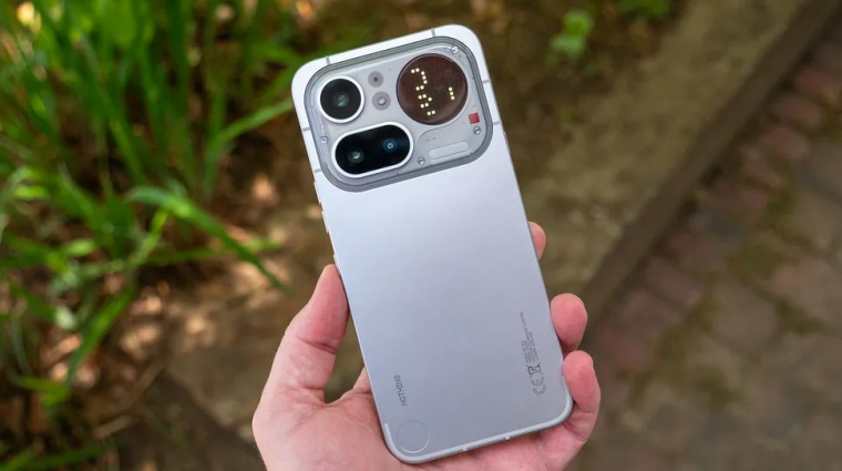 Majdnem elnyűhetetlen lett a Nothing új mobilja kép