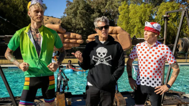 Azt hitték, egy repülő csapódott a földbe, pedig csak a Jackass stábja forgatott kép