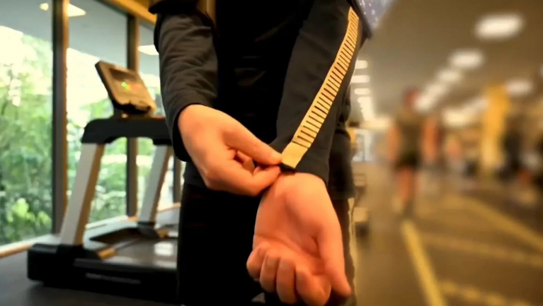 Jöhetnek a pólók, amik már a vérnyomásodat is figyelik fókuszban