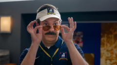 Ted Lasso ezúttal egy női focicsapatot próbál kikupálni kép
