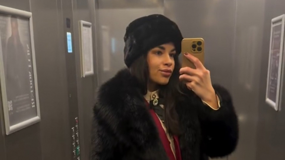 Gáspár Evelin havi egymillió környékén keresett Szijjártó social menedzsereként kép