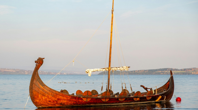 Viking kori kardot talált az osztálykiránduláson egy hatéves kisfiú kép