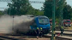 Kelenföldön kigyulladt egy mozdony, lezárták az állomást kép