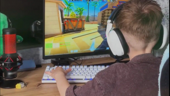 Hétéves Counter-Strike-játékost igazolt egy esportcsapat kép