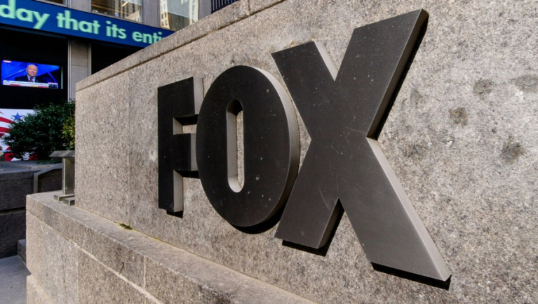 22 milliárd dollárért venné meg a Fox a Rokut fókuszban