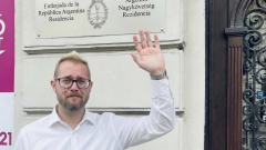 A propaganda leglelkesebb zászlóvivője is visszavonul a közélettől kép