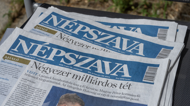 Leépítés indul a Népszavánál, de a lap szerint ez még nem a vég bevezetőkép