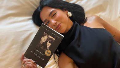 Dua Lipa nem bírja a cenzúrát, ezért nyitott egy könyvtárat a betiltott könyveknek kép