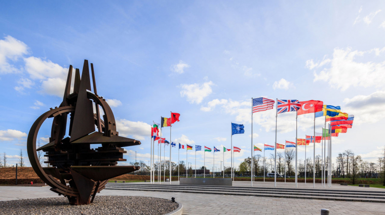 Saját Starlinket épít a NATO, nyolc ország fog össze a HALO-programban kép