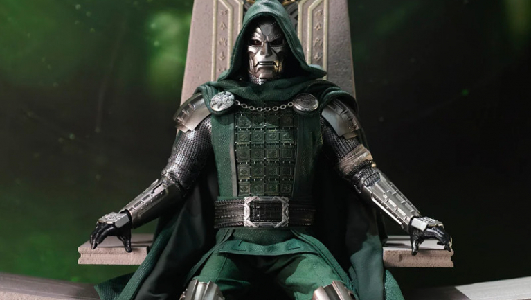 A Doctor Doom figura végre megmutatja Robert Downey Jr. teljes páncélját fókuszban