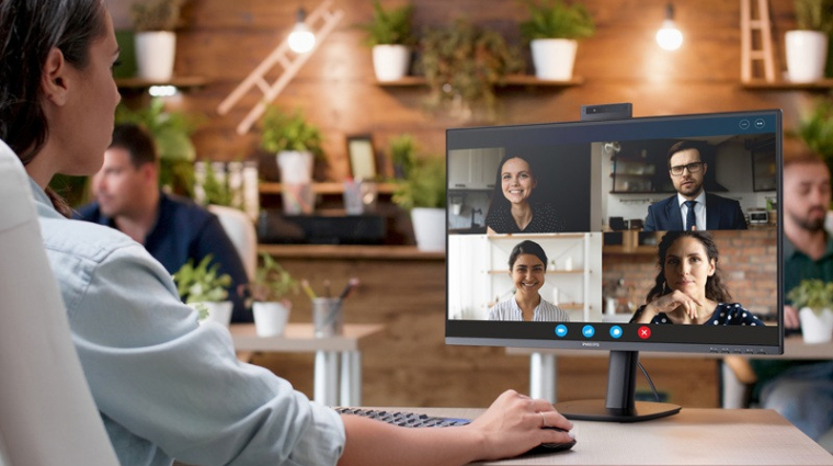 Windows Hello-kamerával és USB-C dokkolóval jönnek az új Philips monitorok kép