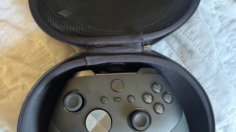 LCD-kijelző is került az Xbox Elite Series 3 kontrollerre a kiszivárgott képek alapján kép