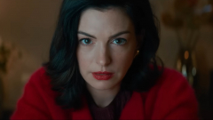 Anne Hathaway vérfagyasztó a Verity új előzetesében kép