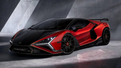 1065 lóerővel és különleges vezetési móddal érkezik a Lamborghini Revuelto SV kép