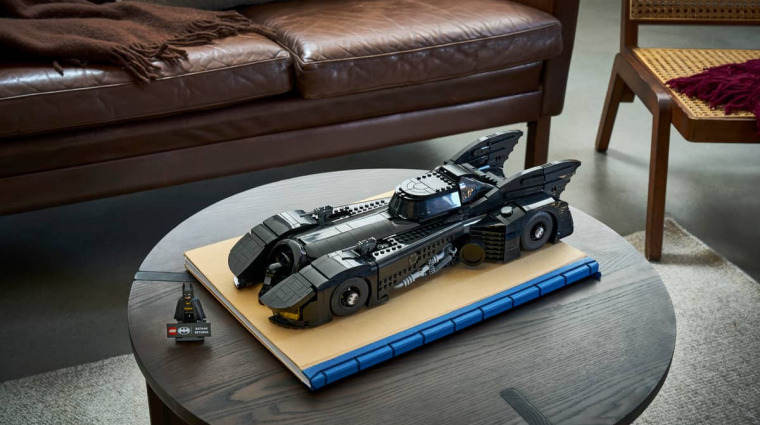 Elképesztően részletes LEGO Batmobil készült a Batman visszatér mozi alapján bevezetőkép
