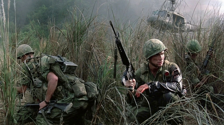 Elhunyt John Irvin, a Hamburger Hill, a Piszkos alku és a Tinker Taylor Soldier Spy rendezője bevezetőkép