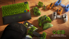 Áttetsző zöld egérrel, billentyűzettel és fülessel ünnepli 25. születésnapját az Xbox kép