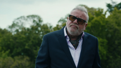 Ray Winstone nemcsak szerepel az Úriemberekben, hanem ő maga is az, mert elküldött a francba egy színésznőket fogdosó rendezőt kép