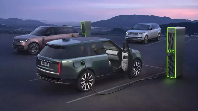 22 perc alatt 80 százalékra tölthető a Range Rover első elektromos modellje kép