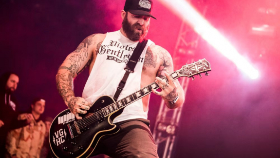 Meghalt Andy Williams, az Every Time I Die pankrátorként is aktív gitárosa kép