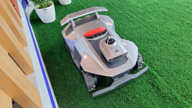 A süniket is felismeri az Anthbot új robotfűnyírója kép