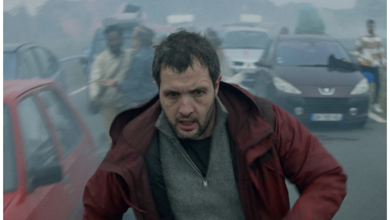 Vincentnek meg kell halnia: Remake-et készít a Blumhouse a francia kulthorrorból, amiben mindenki meg akar ölni, akinek a szemébe nézel fókuszban