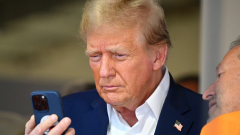 Trump szerint az AI-nak egyetlen biztonsági korlátra van szüksége: egy olyan magas IQ-jú elnökre, mint ő kép