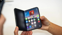 Az Apple nagyon sokat fizet a Samsungnak a hajlítható kijelzőiért kép