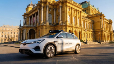 A szomszédban már sofőr nélkül szállítanak utasokat a robotaxik kép