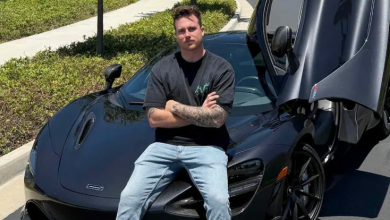 27 éves korában meghalt egy autós influenszer, bennégett a McLarenjében egy balesetet követően kép