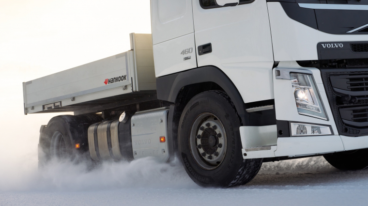 Októberben indul a Hankook teherautó-abroncsainak gyártása Rácalmáson kép