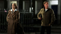 Benedict Cumberbatch és Rosamund Pike örökösödési háborúba kezd Guy Ritchie Wife & Dog című filmjének első előzetesében kép