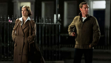 Benedict Cumberbatch és Rosamund Pike örökösödési háborúba kezd Guy Ritchie Wife & Dog című filmjének első előzetesében fókuszban