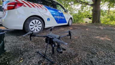 Drónnal találták meg a rendőrök az embercsempészt Zamárdiban fókuszban
