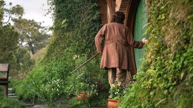 Frodó visszatért a Megyébe, megérkeztek az új A Gyűrűk Ura-film forgatási képei fókuszban