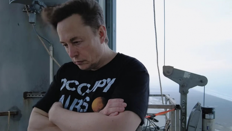 Ebbe a tükörbe belenézve a világ leggazdagabb embere csakis rosszul érezheti magát - itt a Musk-dokumentumfilm teljes előzetese fókuszban