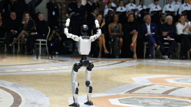 A Vogue most megtanulta, hogy a robotok még nem állnak készen egy divatbemutatóra, sem az emberek a robotokra kép