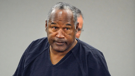 Volt O.J. Simpsonnak bűntársa? Egy új doksi erre utaló bizonyítékokat mutat be kép