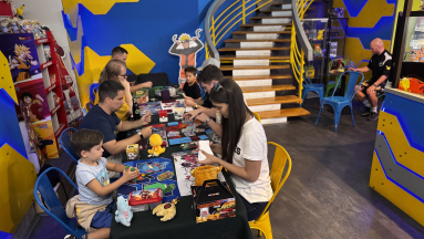 Pokémon TCG-versennyel ünnepli a Geekstore a 30th Celebration kártyaszett megjelenését kép