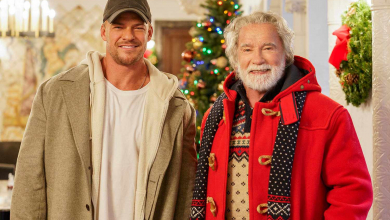 A Reacher sztárja segít visszaszerezni a télapónak öltözött Schwarzenegger ellopott zsákját az Amazon karácsonyi filmjének előzetesében kép