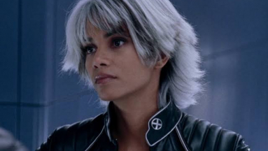 „Ráugrott és fojtogatta őt” - Halle Berryt gyermekbántalmazással vádolja az exe, távolságtartási végzést kért ellene kép