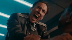 Az új kedvenc filmünk előzetesében a pszeudo-James Bond Nicolas Cage fojtogatja Hitlert kép