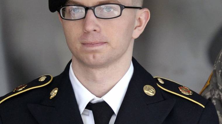 Manning harmincöt évet kapott kép